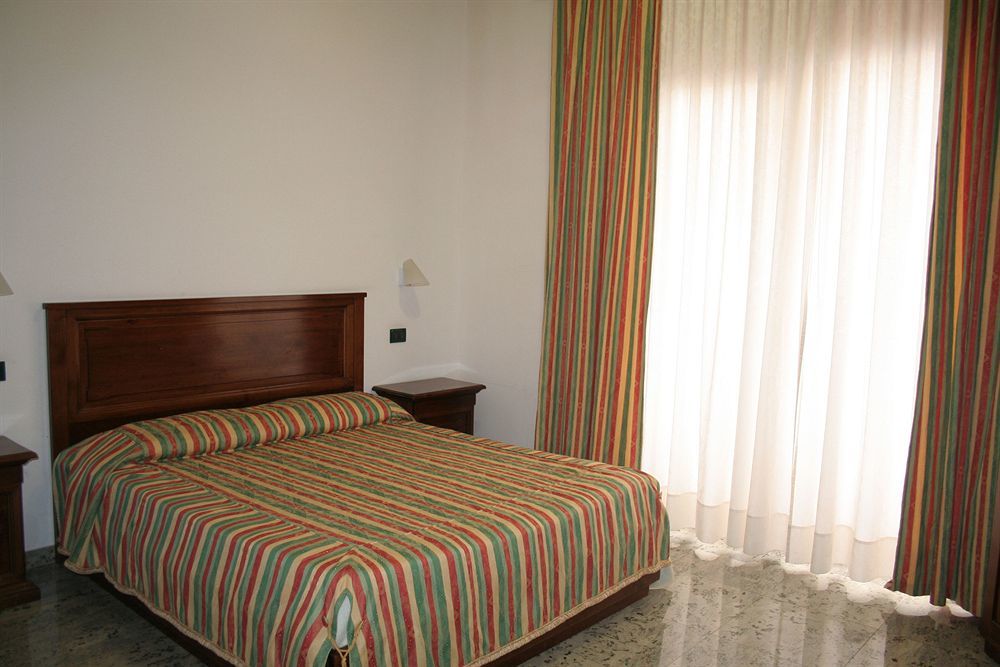 Hotel Arcobaleno Palmi Luaran gambar